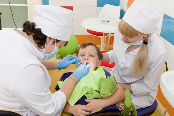 Как помочь ребенку преодолеть страх перед стоматологом
