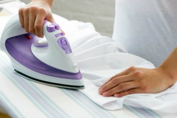 10 способов эффективно очистить утюг в домашних условиях