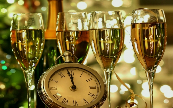 Как выбрать шампанское на Новогодний стол?