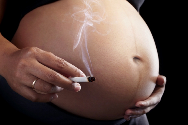 Курение при беременности и вред для малыша
