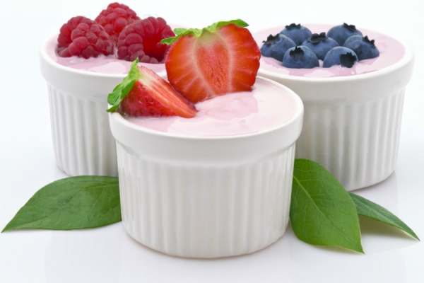 Как выбрать основу для домашнего йогурта, чтобы он был полезным и вкусным?